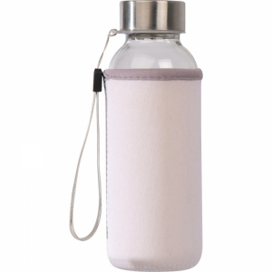 Butelka w neoprenowym pokrowcu